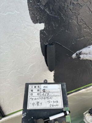 壁ウォールバリア水性Si中塗り